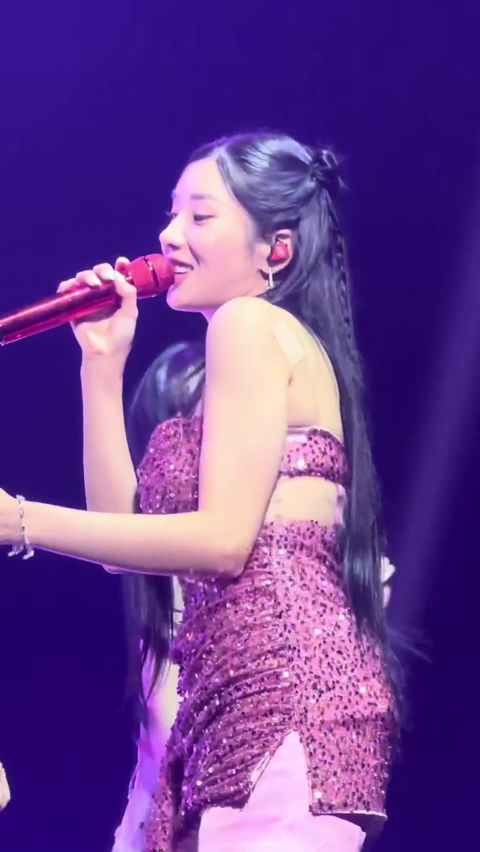 Kwon Eunbi Bouncing with Excitement - Image 1