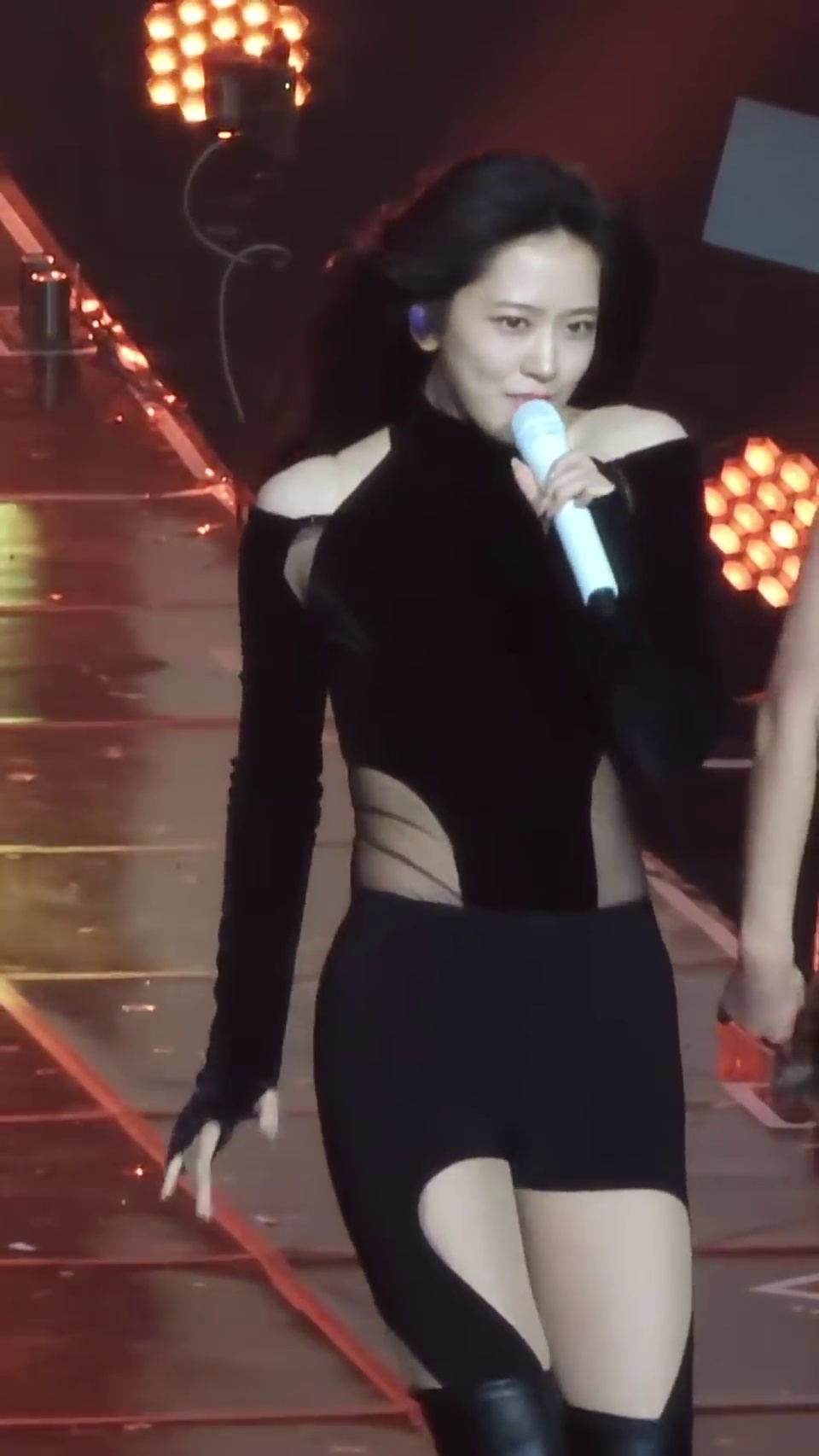 IVE An Yu-jin in outfit with inner thigh and side waist cutouts - Image 1